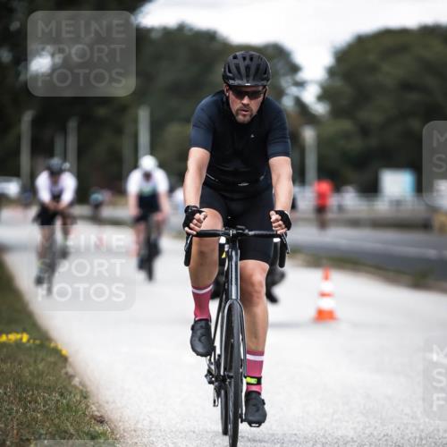 16.08.2026 - KN Förde Triathlon 2026 H.Heesch http://msf.ph/oto/9990736 16.08.2026 13:29:14 Radfahren 562, 722 meine-sportfotos.de