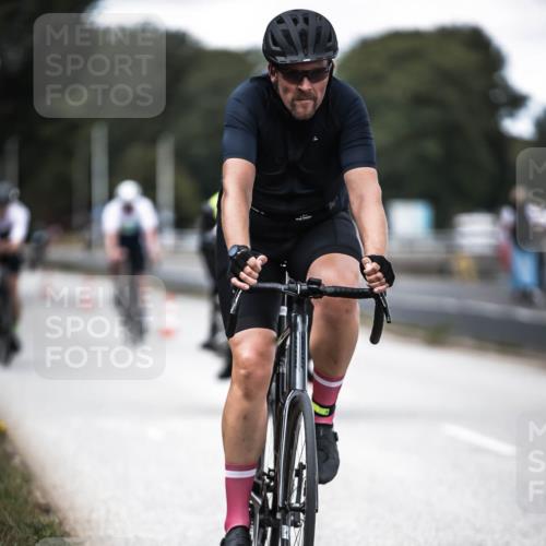 16.08.2026 - KN Förde Triathlon 2026 H.Heesch http://msf.ph/oto/9990743 16.08.2026 13:29:14 Radfahren 562, 722 meine-sportfotos.de