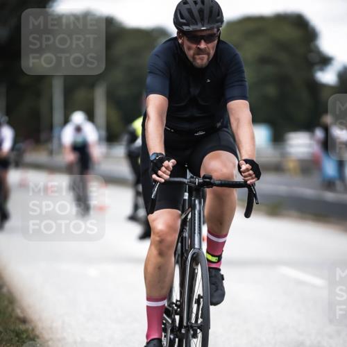 16.08.2026 - KN Förde Triathlon 2026 H.Heesch http://msf.ph/oto/9990744 16.08.2026 13:29:14 Radfahren 562, 722 meine-sportfotos.de