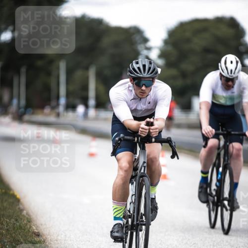 16.08.2026 - KN Förde Triathlon 2026 H.Heesch http://msf.ph/oto/9990757 16.08.2026 13:29:17 Radfahren 562 meine-sportfotos.de