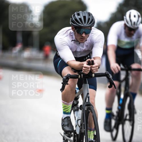 16.08.2026 - KN Förde Triathlon 2026 H.Heesch http://msf.ph/oto/9990767 16.08.2026 13:29:18 Radfahren 562 meine-sportfotos.de