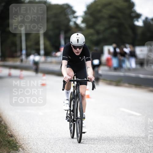 16.08.2026 - KN Förde Triathlon 2026 H.Heesch http://msf.ph/oto/9990772 16.08.2026 13:29:28 Radfahren 597, 603 meine-sportfotos.de