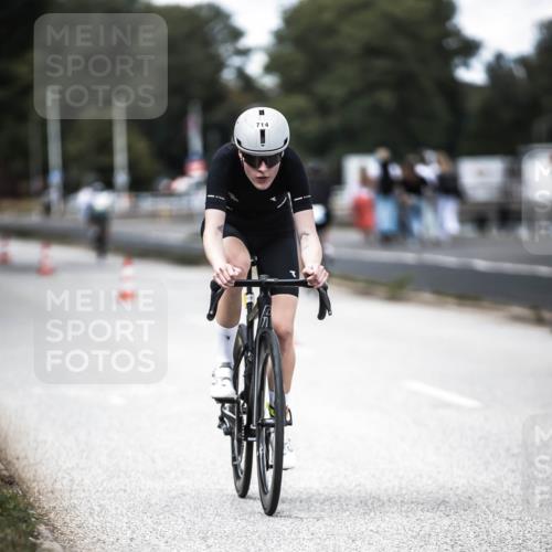 16.08.2026 - KN Förde Triathlon 2026 H.Heesch http://msf.ph/oto/9990773 16.08.2026 13:29:28 Radfahren 597, 603 meine-sportfotos.de