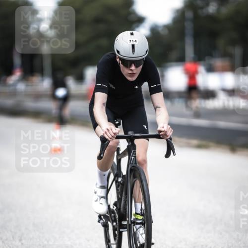 16.08.2026 - KN Förde Triathlon 2026 H.Heesch http://msf.ph/oto/9990782 16.08.2026 13:29:28 Radfahren 597, 603 meine-sportfotos.de