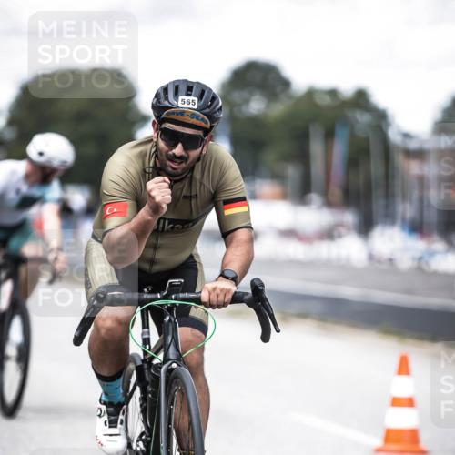 16.08.2026 - KN Förde Triathlon 2026 H.Heesch http://msf.ph/oto/9990809 16.08.2026 13:29:35 Radfahren 720 meine-sportfotos.de