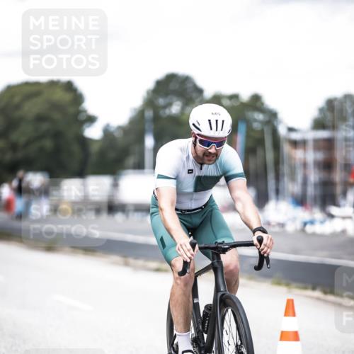 16.08.2026 - KN Förde Triathlon 2026 H.Heesch http://msf.ph/oto/9990815 16.08.2026 13:29:36 Radfahren 720 meine-sportfotos.de