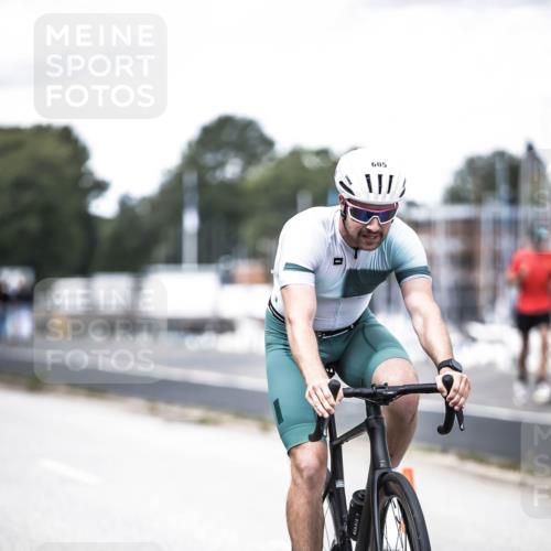 16.08.2026 - KN Förde Triathlon 2026 H.Heesch http://msf.ph/oto/9990817 16.08.2026 13:29:36 Radfahren 720 meine-sportfotos.de
