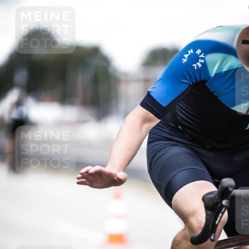 16.08.2026 - KN Förde Triathlon 2026 H.Heesch http://msf.ph/oto/9990840 16.08.2026 13:29:38 Radfahren 720 meine-sportfotos.de