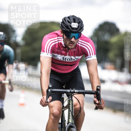 16.08.2026 - KN Förde Triathlon 2026 H.Heesch http://msf.ph/oto/9990845 16.08.2026 13:29:56 Radfahren 592 meine-sportfotos.de