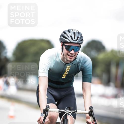16.08.2026 - KN Förde Triathlon 2026 H.Heesch http://msf.ph/oto/9990852 16.08.2026 13:29:57 Radfahren 592 meine-sportfotos.de