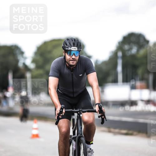 16.08.2026 - KN Förde Triathlon 2026 H.Heesch http://msf.ph/oto/9990867 16.08.2026 13:30:22 Radfahren 718 meine-sportfotos.de