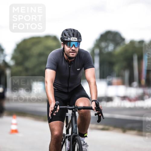 16.08.2026 - KN Förde Triathlon 2026 H.Heesch http://msf.ph/oto/9990870 16.08.2026 13:30:22 Radfahren 718 meine-sportfotos.de