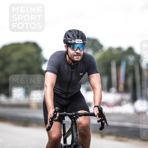16.08.2026 - KN Förde Triathlon 2026 H.Heesch http://msf.ph/oto/9990873 16.08.2026 13:30:22 Radfahren 718 meine-sportfotos.de