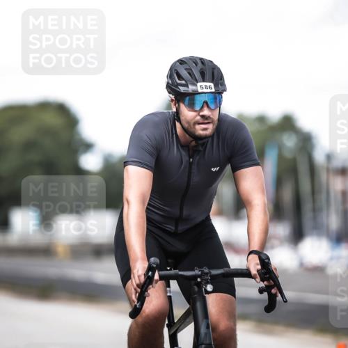 16.08.2026 - KN Förde Triathlon 2026 H.Heesch http://msf.ph/oto/9990875 16.08.2026 13:30:22 Radfahren 718 meine-sportfotos.de
