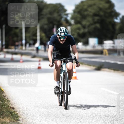 16.08.2026 - KN Förde Triathlon 2026 H.Heesch http://msf.ph/oto/9990894 16.08.2026 13:34:42 Radfahren  meine-sportfotos.de