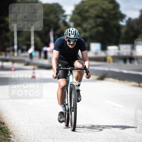 16.08.2026 - KN Förde Triathlon 2026 H.Heesch http://msf.ph/oto/9990897 16.08.2026 13:34:42 Radfahren  meine-sportfotos.de