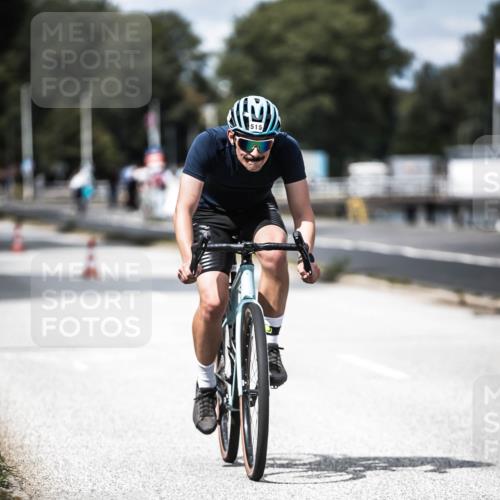16.08.2026 - KN Förde Triathlon 2026 H.Heesch http://msf.ph/oto/9990899 16.08.2026 13:34:42 Radfahren  meine-sportfotos.de