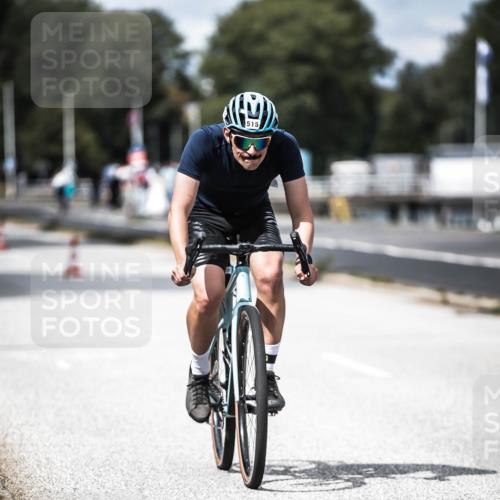16.08.2026 - KN Förde Triathlon 2026 H.Heesch http://msf.ph/oto/9990900 16.08.2026 13:34:42 Radfahren  meine-sportfotos.de