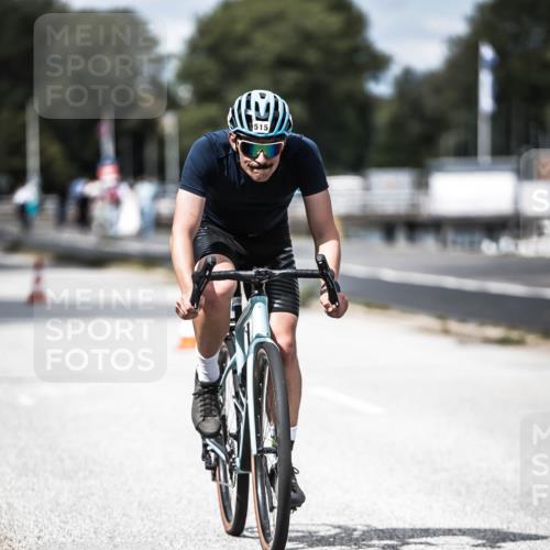 16.08.2026 - KN Förde Triathlon 2026 H.Heesch http://msf.ph/oto/9990902 16.08.2026 13:34:42 Radfahren  meine-sportfotos.de