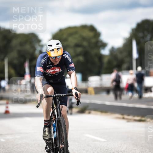 16.08.2026 - KN Förde Triathlon 2026 H.Heesch http://msf.ph/oto/9990918 16.08.2026 13:35:01 Radfahren 742 meine-sportfotos.de