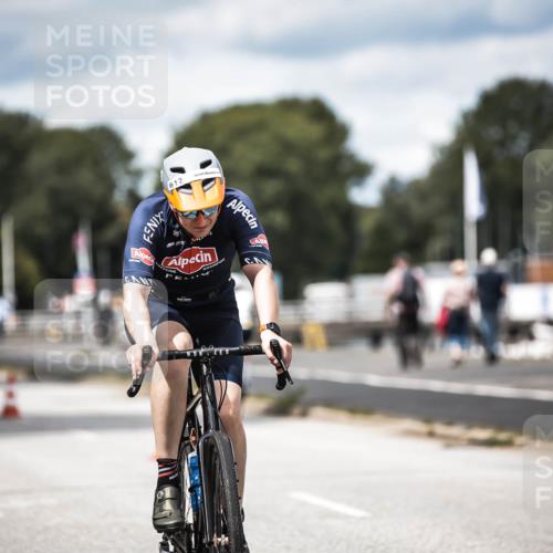 16.08.2026 - KN Förde Triathlon 2026 H.Heesch http://msf.ph/oto/9990919 16.08.2026 13:35:01 Radfahren 742 meine-sportfotos.de