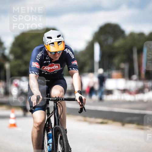 16.08.2026 - KN Förde Triathlon 2026 H.Heesch http://msf.ph/oto/9990926 16.08.2026 13:35:01 Radfahren 742 meine-sportfotos.de