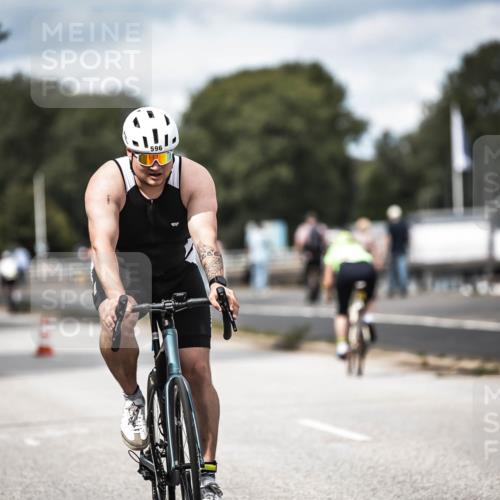 16.08.2026 - KN Förde Triathlon 2026 H.Heesch http://msf.ph/oto/9990946 16.08.2026 13:35:09 Radfahren  meine-sportfotos.de