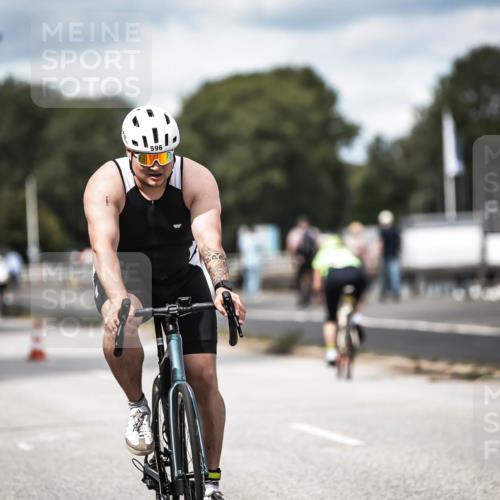 16.08.2026 - KN Förde Triathlon 2026 H.Heesch http://msf.ph/oto/9990947 16.08.2026 13:35:09 Radfahren  meine-sportfotos.de