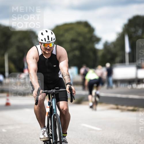 16.08.2026 - KN Förde Triathlon 2026 H.Heesch http://msf.ph/oto/9990949 16.08.2026 13:35:09 Radfahren  meine-sportfotos.de