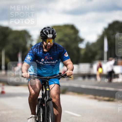 16.08.2026 - KN Förde Triathlon 2026 H.Heesch http://msf.ph/oto/9990962 16.08.2026 13:35:20 Radfahren 731 meine-sportfotos.de