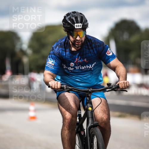 16.08.2026 - KN Förde Triathlon 2026 H.Heesch http://msf.ph/oto/9990970 16.08.2026 13:35:20 Radfahren 731 meine-sportfotos.de
