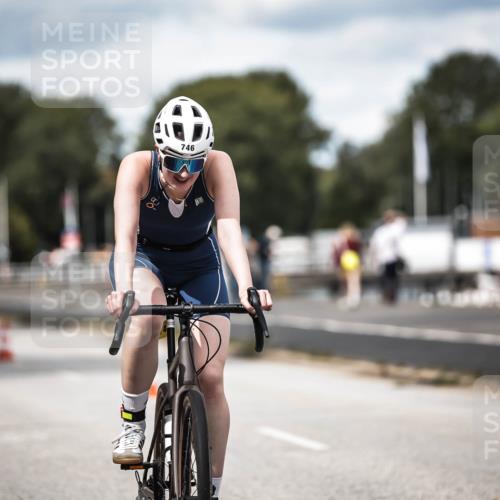 16.08.2026 - KN Förde Triathlon 2026 H.Heesch http://msf.ph/oto/9990972 16.08.2026 13:35:26 Radfahren 601, 731 meine-sportfotos.de