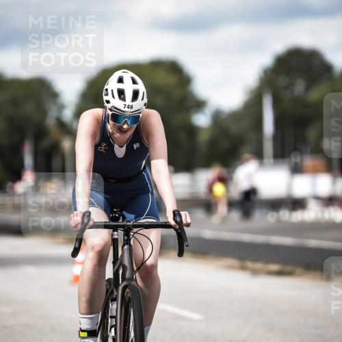 16.08.2026 - KN Förde Triathlon 2026 H.Heesch http://msf.ph/oto/9990974 16.08.2026 13:35:26 Radfahren 601, 731 meine-sportfotos.de