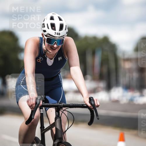 16.08.2026 - KN Förde Triathlon 2026 H.Heesch http://msf.ph/oto/9990983 16.08.2026 13:35:26 Radfahren 601, 731 meine-sportfotos.de