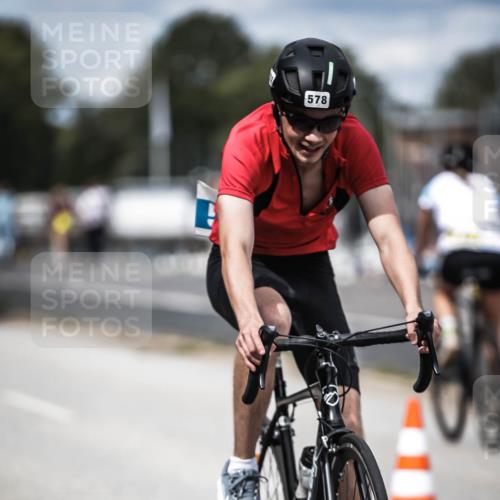 16.08.2026 - KN Förde Triathlon 2026 H.Heesch http://msf.ph/oto/9990998 16.08.2026 13:35:31 Radfahren 601, 604 meine-sportfotos.de