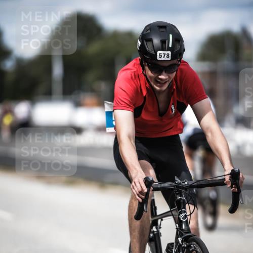 16.08.2026 - KN Förde Triathlon 2026 H.Heesch http://msf.ph/oto/9991000 16.08.2026 13:35:31 Radfahren 601, 604 meine-sportfotos.de