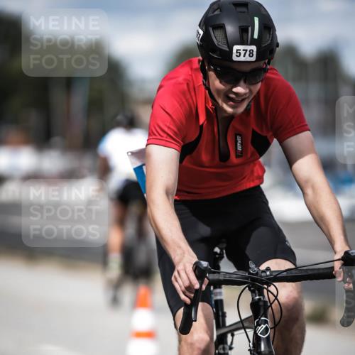 16.08.2026 - KN Förde Triathlon 2026 H.Heesch http://msf.ph/oto/9991004 16.08.2026 13:35:31 Radfahren 601, 604 meine-sportfotos.de