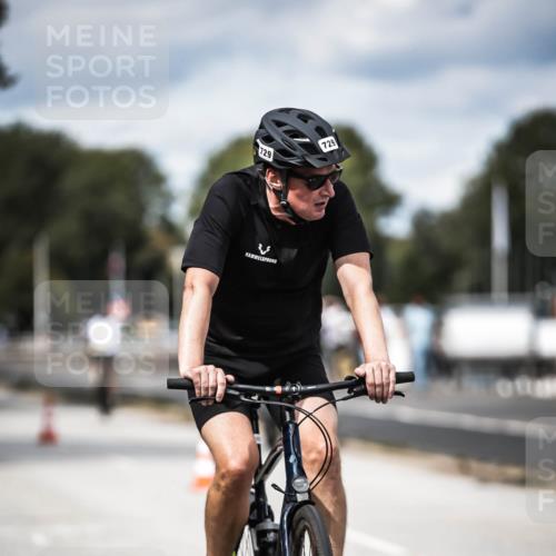 16.08.2026 - KN Förde Triathlon 2026 H.Heesch http://msf.ph/oto/9991016 16.08.2026 13:35:38 Radfahren  meine-sportfotos.de