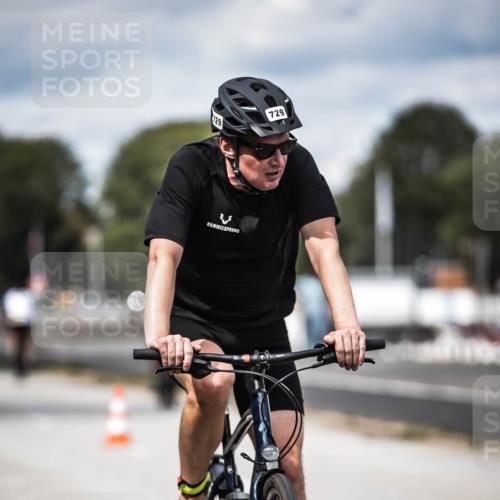 16.08.2026 - KN Förde Triathlon 2026 H.Heesch http://msf.ph/oto/9991019 16.08.2026 13:35:38 Radfahren  meine-sportfotos.de