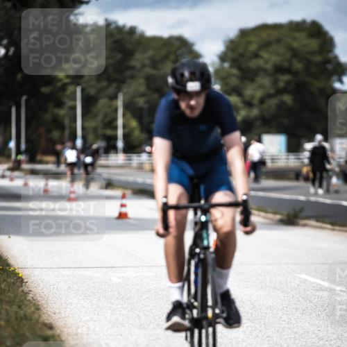 16.08.2026 - KN Förde Triathlon 2026 H.Heesch http://msf.ph/oto/9991028 16.08.2026 13:35:46 Radfahren  meine-sportfotos.de