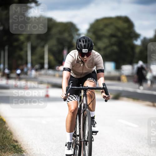 16.08.2026 - KN Förde Triathlon 2026 H.Heesch http://msf.ph/oto/9991051 16.08.2026 13:35:55 Radfahren  meine-sportfotos.de