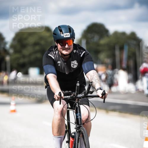 16.08.2026 - KN Förde Triathlon 2026 H.Heesch http://msf.ph/oto/9991073 16.08.2026 13:36:05 Radfahren  meine-sportfotos.de
