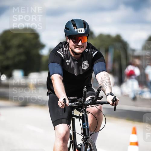 16.08.2026 - KN Förde Triathlon 2026 H.Heesch http://msf.ph/oto/9991076 16.08.2026 13:36:05 Radfahren  meine-sportfotos.de