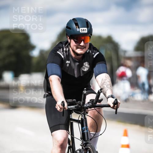 16.08.2026 - KN Förde Triathlon 2026 H.Heesch http://msf.ph/oto/9991077 16.08.2026 13:36:05 Radfahren  meine-sportfotos.de