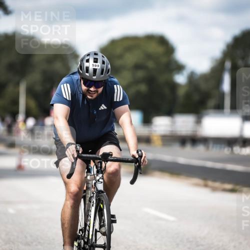 16.08.2026 - KN Förde Triathlon 2026 H.Heesch http://msf.ph/oto/9991111 16.08.2026 13:36:47 Radfahren  meine-sportfotos.de