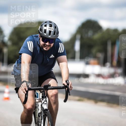16.08.2026 - KN Förde Triathlon 2026 H.Heesch http://msf.ph/oto/9991118 16.08.2026 13:36:48 Radfahren  meine-sportfotos.de