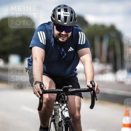 16.08.2026 - KN Förde Triathlon 2026 H.Heesch http://msf.ph/oto/9991123 16.08.2026 13:36:48 Radfahren  meine-sportfotos.de