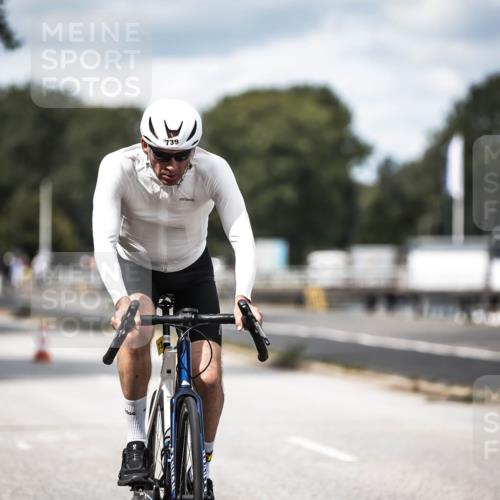 16.08.2026 - KN Förde Triathlon 2026 H.Heesch http://msf.ph/oto/9991127 16.08.2026 13:36:57 Radfahren  meine-sportfotos.de