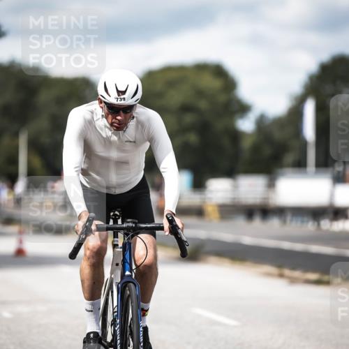 16.08.2026 - KN Förde Triathlon 2026 H.Heesch http://msf.ph/oto/9991128 16.08.2026 13:36:57 Radfahren  meine-sportfotos.de