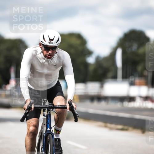 16.08.2026 - KN Förde Triathlon 2026 H.Heesch http://msf.ph/oto/9991131 16.08.2026 13:36:57 Radfahren  meine-sportfotos.de